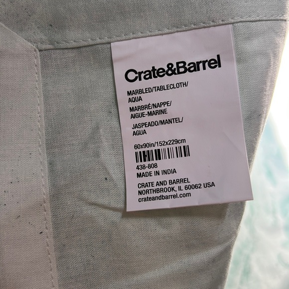 Crate & Barrrel Tablecloth Marbled Aqua Green 60x90in - Picture 2 of 6